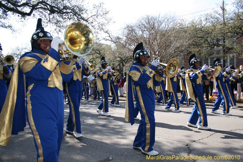 Krewe-of-King-Arthur-2010-Uptown-New-Orleans-Mardi-Gras-4752