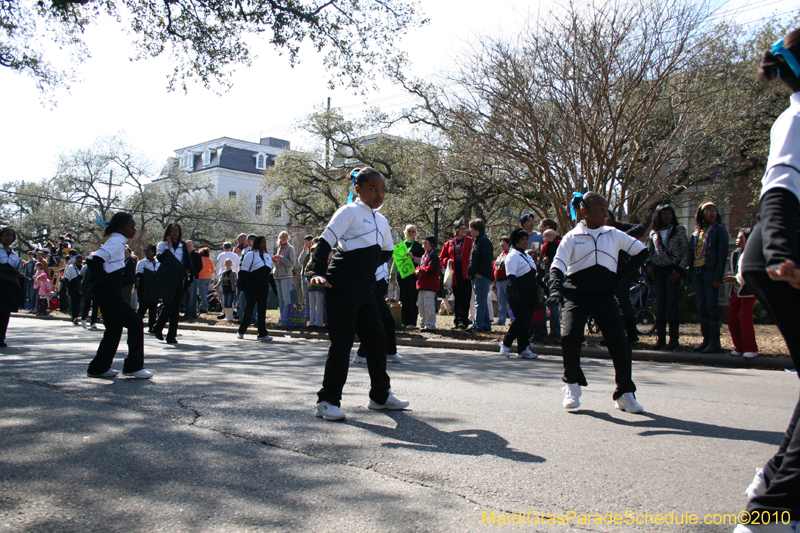 Krewe-of-King-Arthur-2010-Uptown-New-Orleans-Mardi-Gras-4763