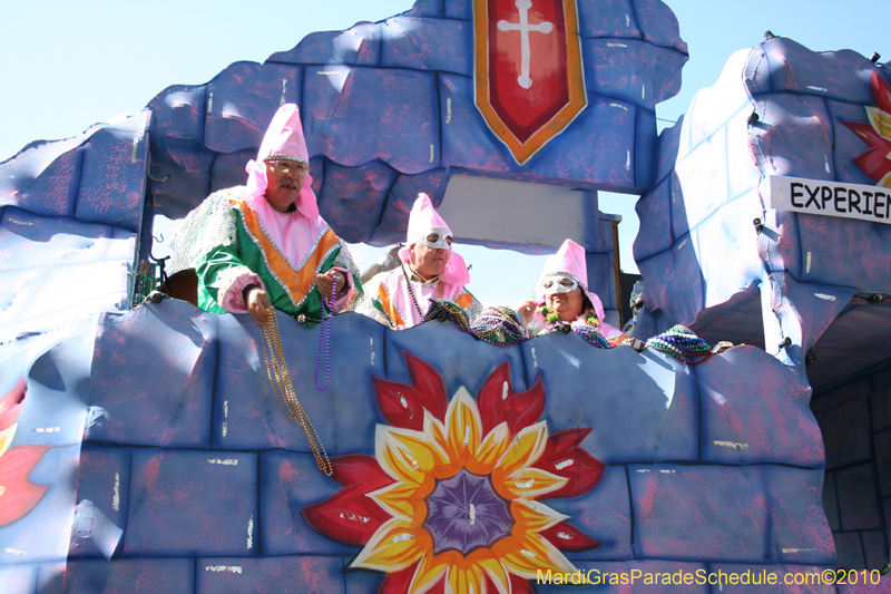 Krewe-of-King-Arthur-2010-Uptown-New-Orleans-Mardi-Gras-4772