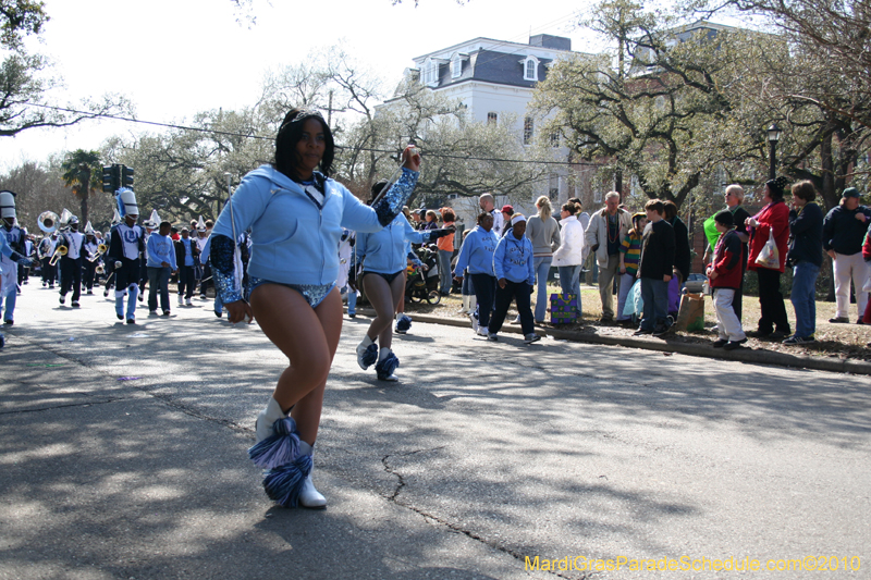 Krewe-of-King-Arthur-2010-Uptown-New-Orleans-Mardi-Gras-4779