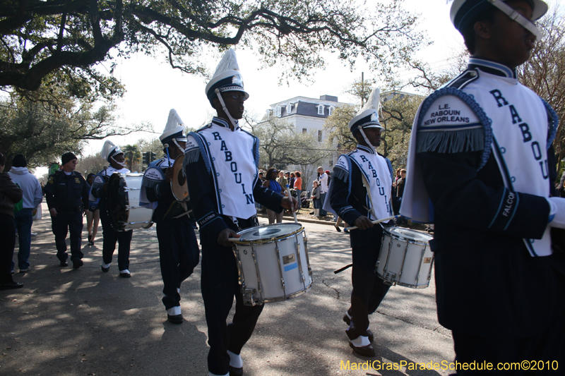 Krewe-of-King-Arthur-2010-Uptown-New-Orleans-Mardi-Gras-4783