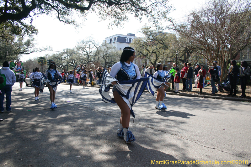 Krewe-of-King-Arthur-2010-Uptown-New-Orleans-Mardi-Gras-4784