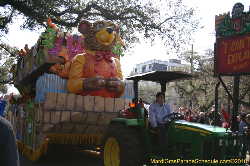 Krewe-of-King-Arthur-2010-Uptown-New-Orleans-Mardi-Gras-4817