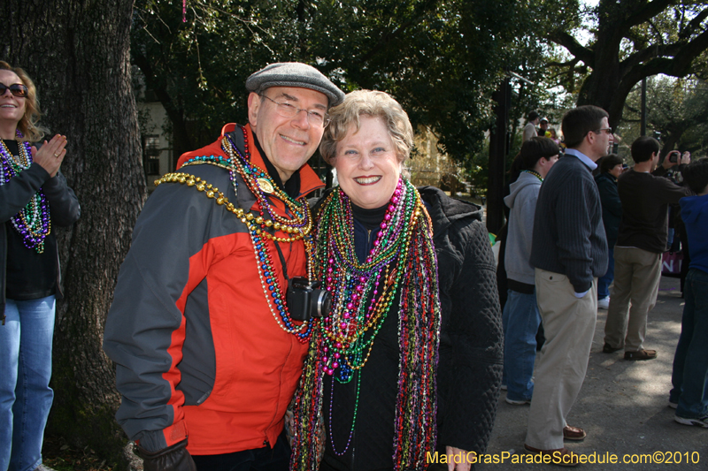 Krewe-of-King-Arthur-2010-Uptown-New-Orleans-Mardi-Gras-4829