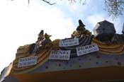 Krewe-of-King-Arthur-2010-Uptown-New-Orleans-Mardi-Gras-4849