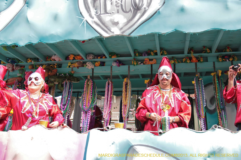 Krewe-of-King-Arthur-2013-1180