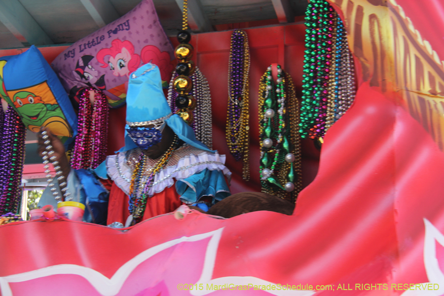 Krewe-of-King-Arthur-2015-12410