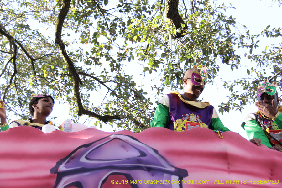 Krewe-of-King-Arthur-2019-003674