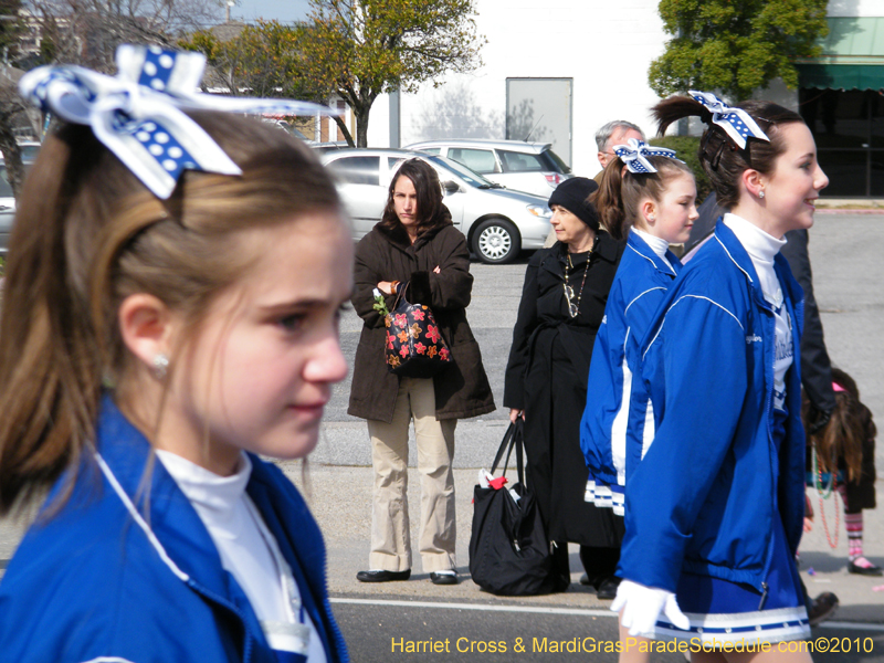 Krewe-of-Little-Rascals-Metairie-Mardi-Gras-Childrens-Parade-7148