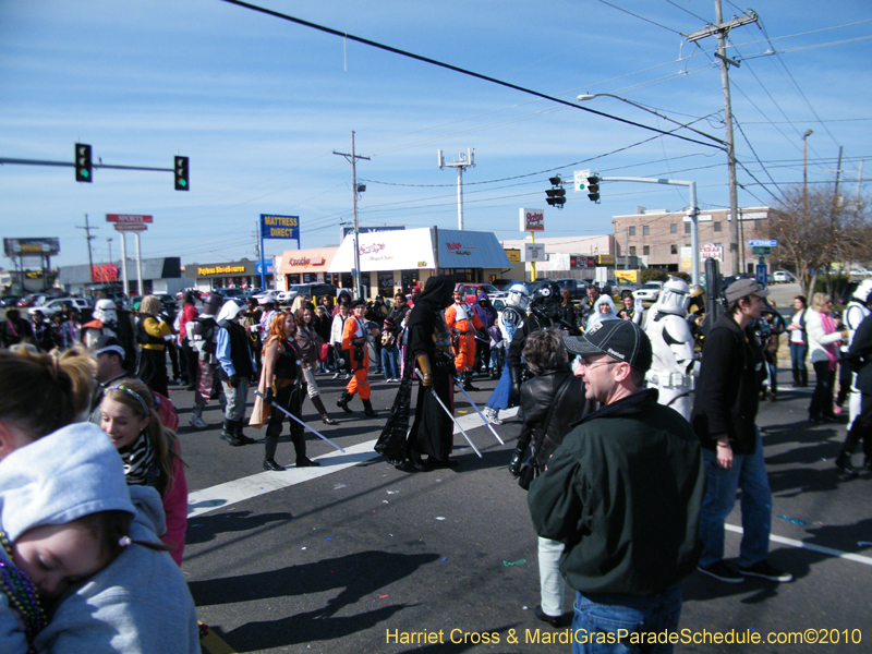 Krewe-of-Little-Rascals-Metairie-Mardi-Gras-Childrens-Parade-7195