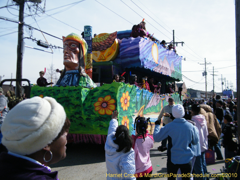 Krewe-of-Little-Rascals-Metairie-Mardi-Gras-Childrens-Parade-7212