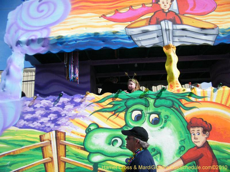 Krewe-of-Little-Rascals-Metairie-Mardi-Gras-Childrens-Parade-7224