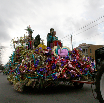 Krewe-of-Mid-City-Mardi-Gras-2008-New-Orleans-0155