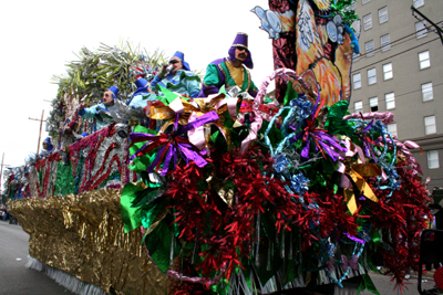 Krewe-of-Mid-City-Mardi-Gras-2008-New-Orleans-0224