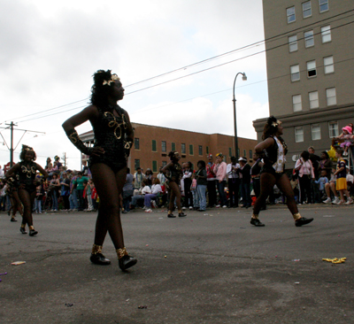 Krewe-of-Mid-City-Mardi-Gras-2008-New-Orleans-0242