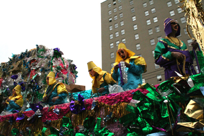 Krewe-of-Mid-City-Mardi-Gras-2008-New-Orleans-0251