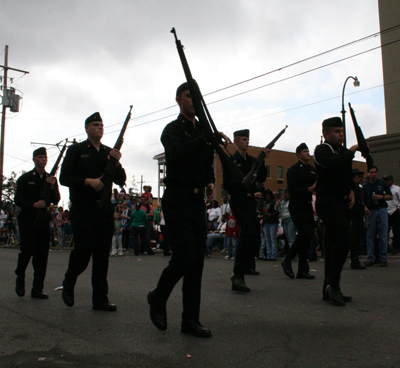 Krewe-of-Mid-City-Mardi-Gras-2008-New-Orleans-0263