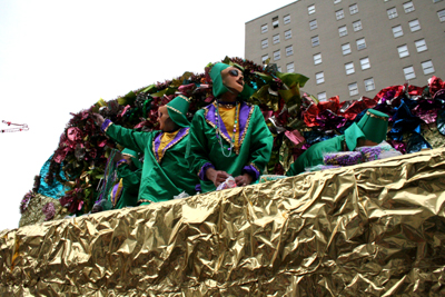 Krewe-of-Mid-City-Mardi-Gras-2008-New-Orleans-0277