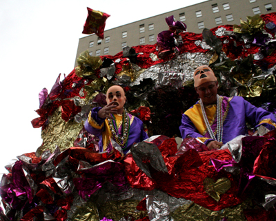 Krewe-of-Mid-City-Mardi-Gras-2008-New-Orleans-0294