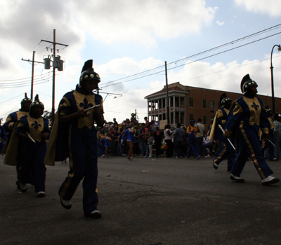 Krewe-of-Mid-City-Mardi-Gras-2008-New-Orleans-0325