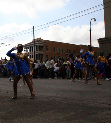 Krewe-of-Mid-City-Mardi-Gras-2008-New-Orleans-0327