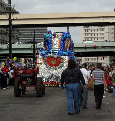 Krewe-of-Mid-City-Mardi-Gras-2008-New-Orleans-0351