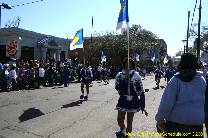 2009-Krewe-of-Mid-City-presents-Parrotheads-in-Paradise-Mardi-Gras-New-Orleans-0167