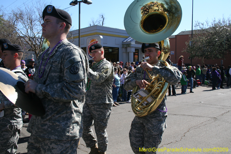 2009-Krewe-of-Mid-City-presents-Parrotheads-in-Paradise-Mardi-Gras-New-Orleans-0198