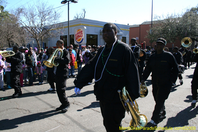 2009-Krewe-of-Mid-City-presents-Parrotheads-in-Paradise-Mardi-Gras-New-Orleans-0218