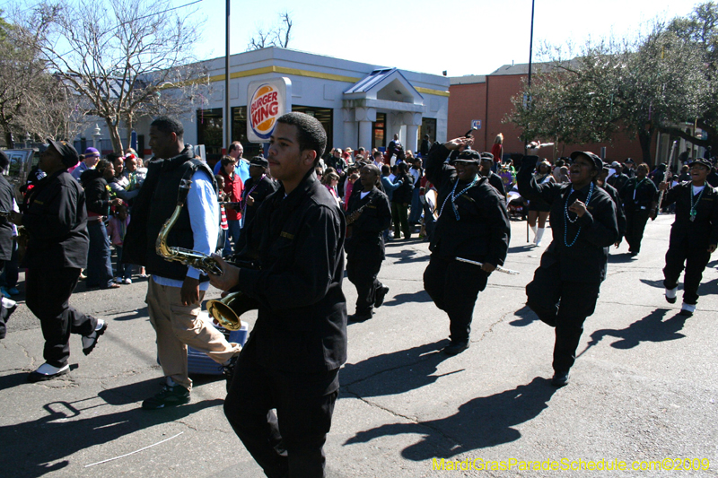 2009-Krewe-of-Mid-City-presents-Parrotheads-in-Paradise-Mardi-Gras-New-Orleans-0224