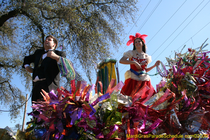 2009-Krewe-of-Mid-City-presents-Parrotheads-in-Paradise-Mardi-Gras-New-Orleans-0233