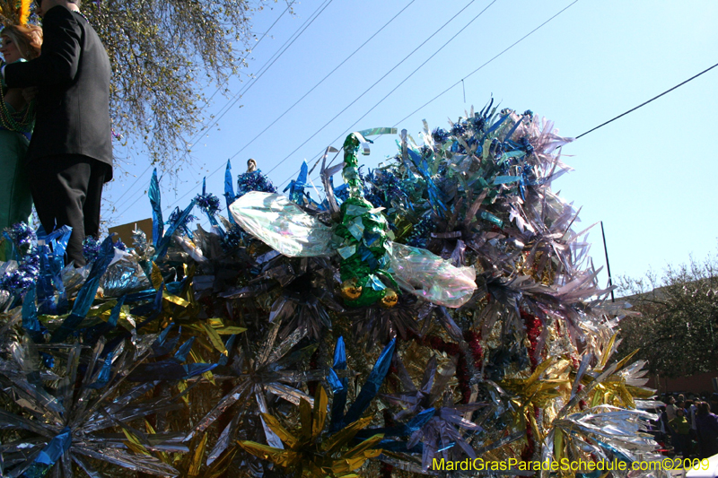 2009-Krewe-of-Mid-City-presents-Parrotheads-in-Paradise-Mardi-Gras-New-Orleans-0245