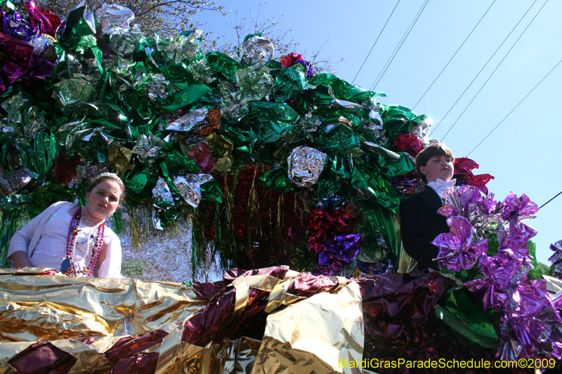 2009-Krewe-of-Mid-City-presents-Parrotheads-in-Paradise-Mardi-Gras-New-Orleans-0257