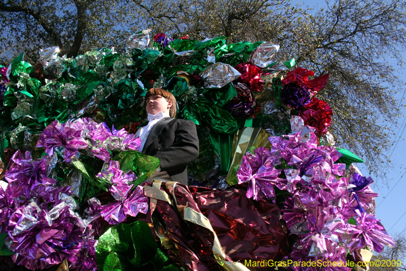 2009-Krewe-of-Mid-City-presents-Parrotheads-in-Paradise-Mardi-Gras-New-Orleans-0258