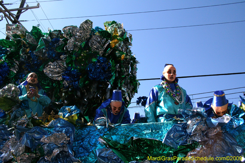 2009-Krewe-of-Mid-City-presents-Parrotheads-in-Paradise-Mardi-Gras-New-Orleans-0271