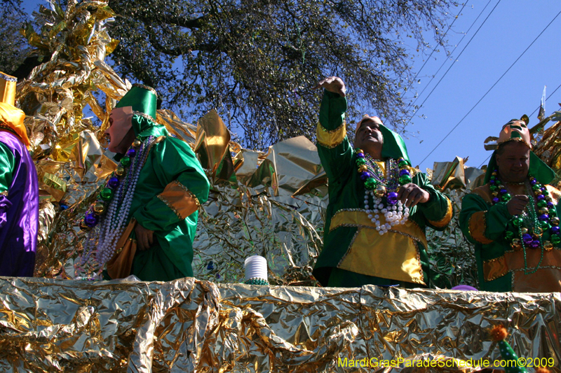 2009-Krewe-of-Mid-City-presents-Parrotheads-in-Paradise-Mardi-Gras-New-Orleans-0288