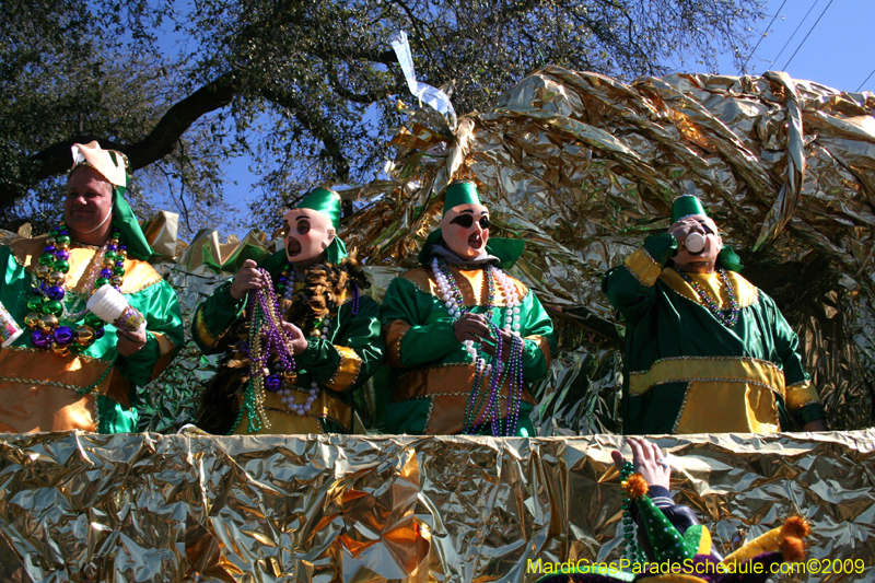 2009-Krewe-of-Mid-City-presents-Parrotheads-in-Paradise-Mardi-Gras-New-Orleans-0290