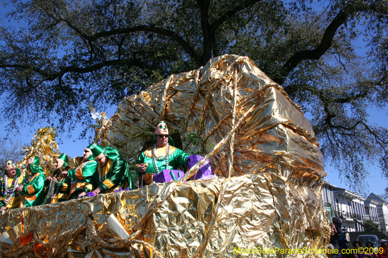 2009-Krewe-of-Mid-City-presents-Parrotheads-in-Paradise-Mardi-Gras-New-Orleans-0293