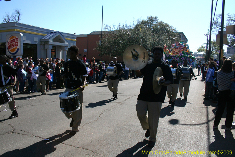 2009-Krewe-of-Mid-City-presents-Parrotheads-in-Paradise-Mardi-Gras-New-Orleans-0300