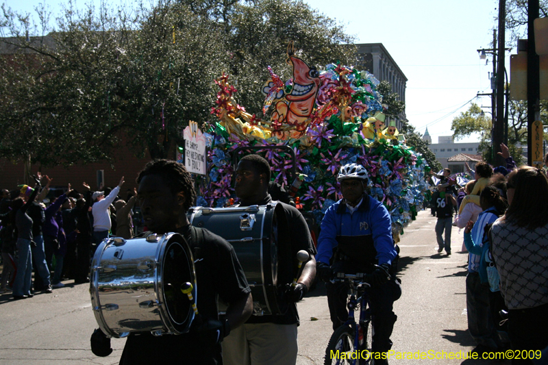 2009-Krewe-of-Mid-City-presents-Parrotheads-in-Paradise-Mardi-Gras-New-Orleans-0301