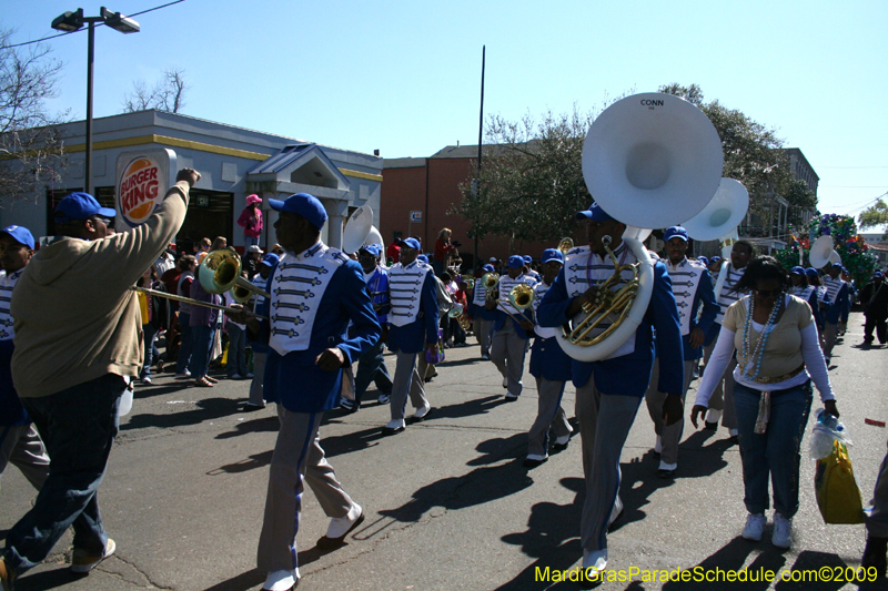 2009-Krewe-of-Mid-City-presents-Parrotheads-in-Paradise-Mardi-Gras-New-Orleans-0316