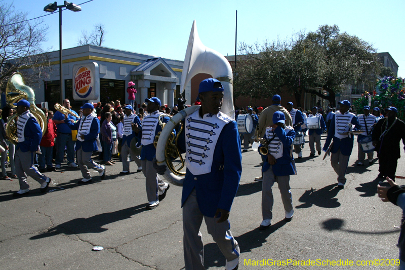 2009-Krewe-of-Mid-City-presents-Parrotheads-in-Paradise-Mardi-Gras-New-Orleans-0319