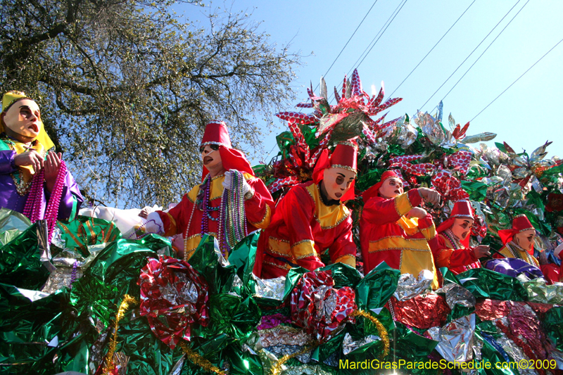 2009-Krewe-of-Mid-City-presents-Parrotheads-in-Paradise-Mardi-Gras-New-Orleans-0345