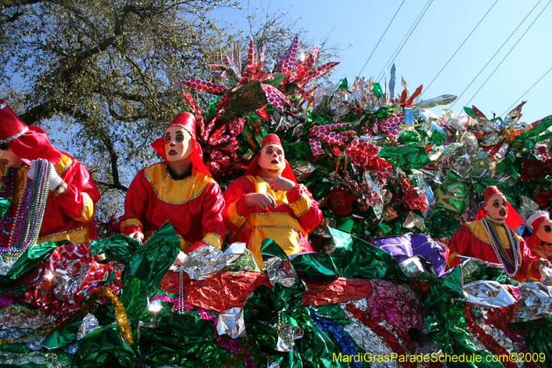 2009-Krewe-of-Mid-City-presents-Parrotheads-in-Paradise-Mardi-Gras-New-Orleans-0346