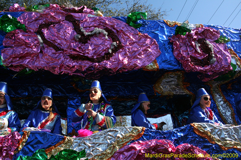 2009-Krewe-of-Mid-City-presents-Parrotheads-in-Paradise-Mardi-Gras-New-Orleans-0365