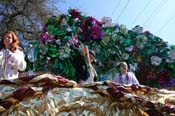 2009-Krewe-of-Mid-City-presents-Parrotheads-in-Paradise-Mardi-Gras-New-Orleans-0256