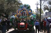 2009-Krewe-of-Mid-City-presents-Parrotheads-in-Paradise-Mardi-Gras-New-Orleans-0265