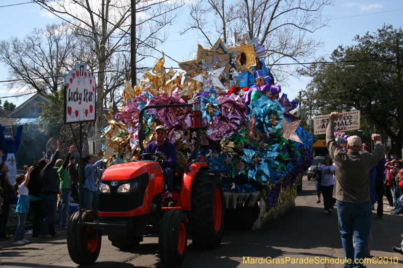 Krewe-of-Mid-City-2010-Mardi-Gras-New-Orleans-Carnival-9138