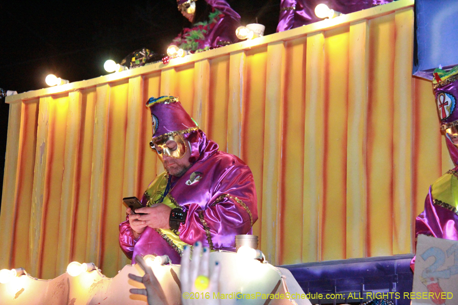 2016-le-Krewe-of-Morpheus-009135