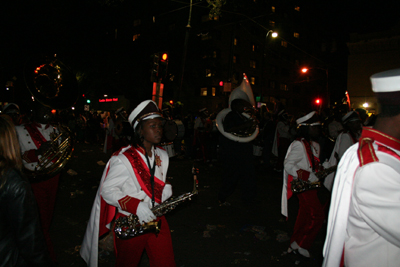 Krewe-of-Muses-2008-Mardi-Gras-New-Orleans-1059